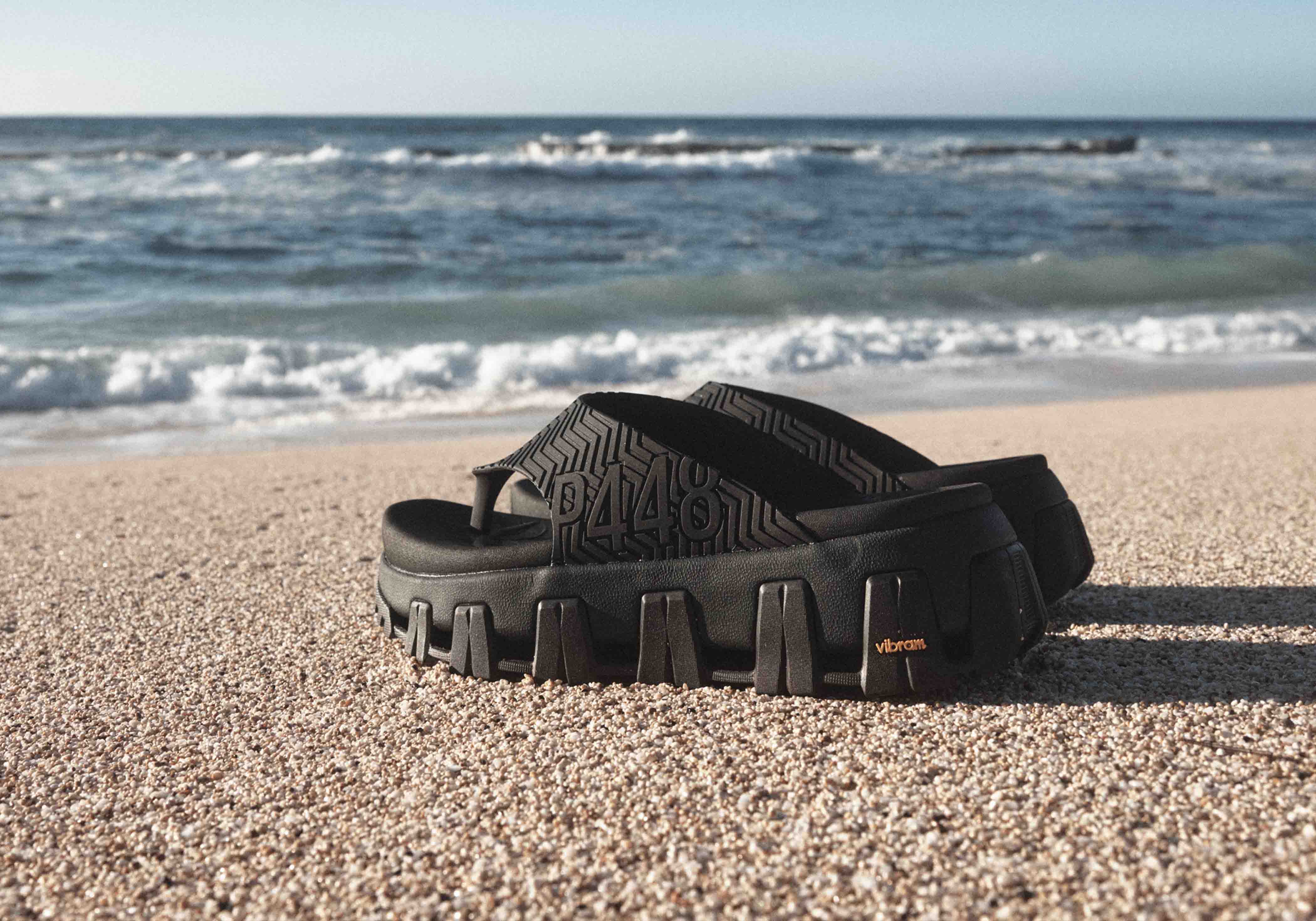 Bondi Tux/Black Sneaker – P448