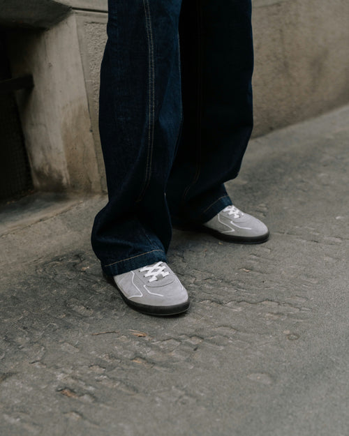 Marte Grey White