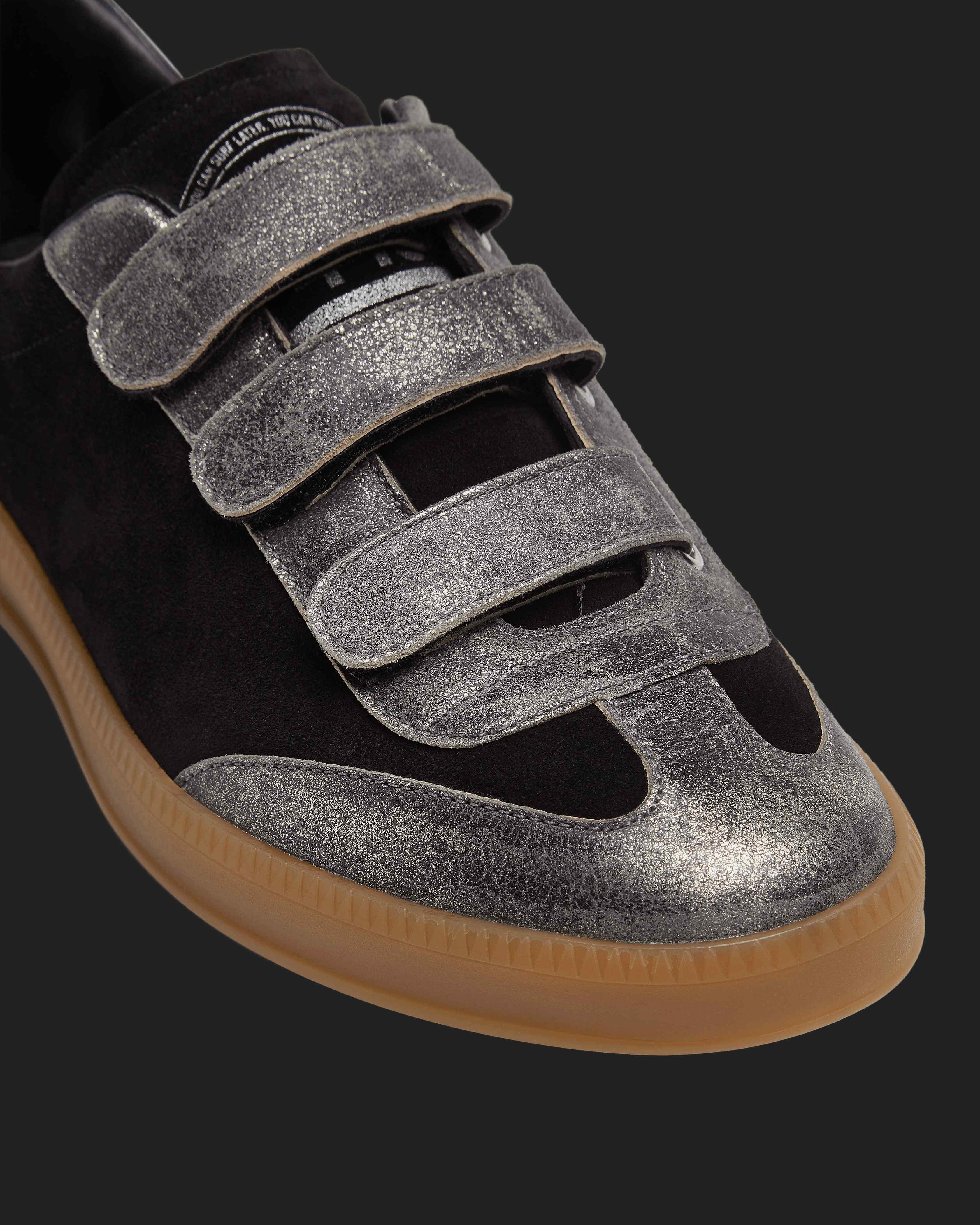 Capri Black Sneaker – P448