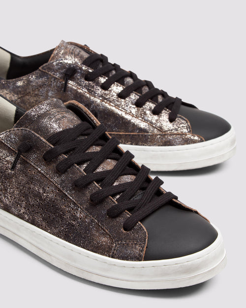 John Black/Metallic