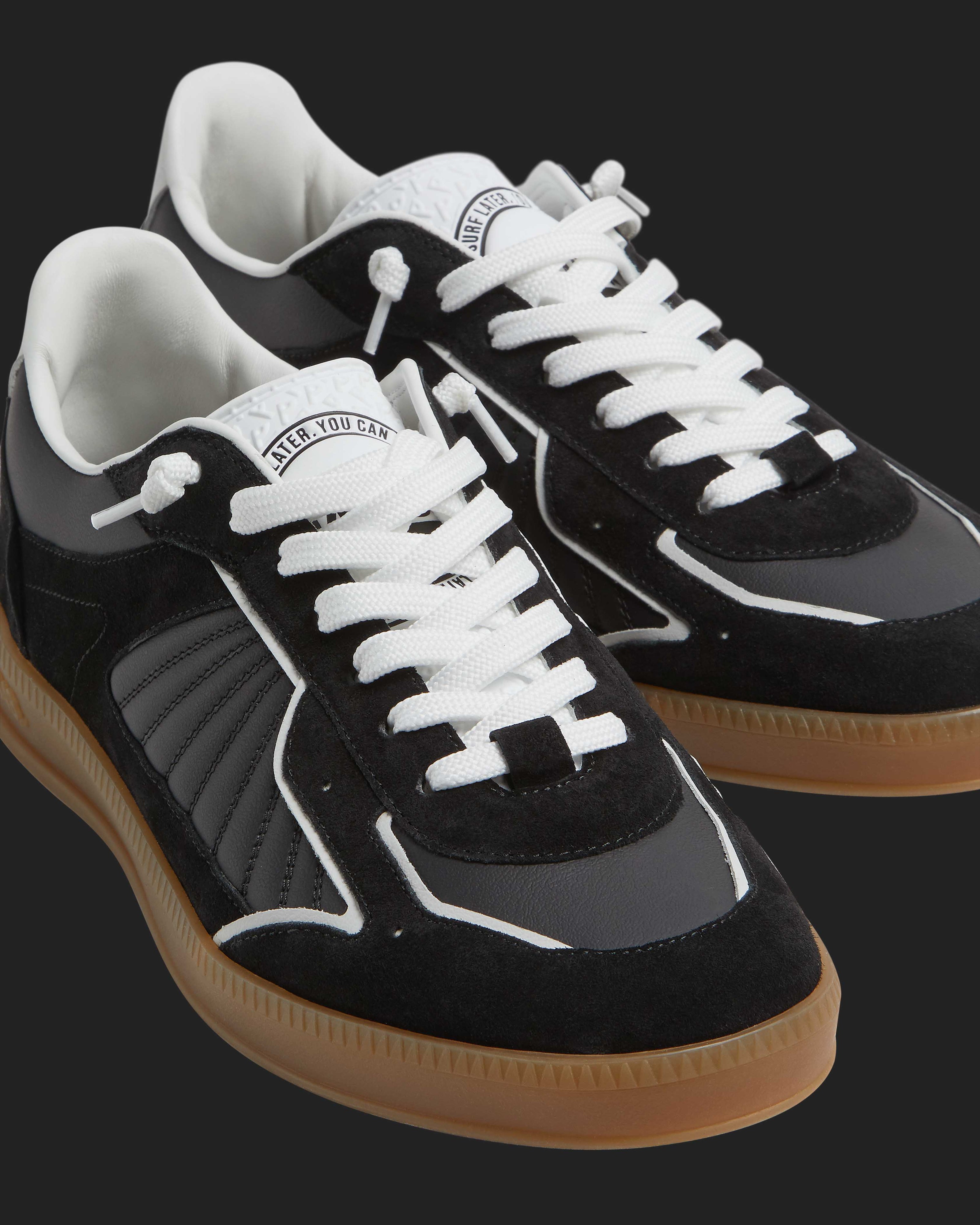 Marte Black/White