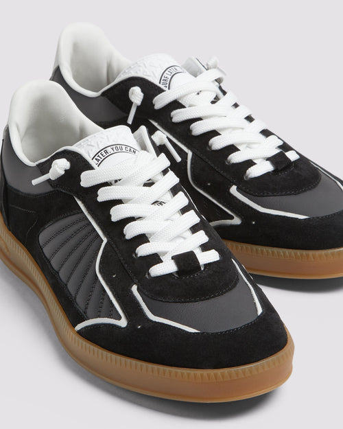 Marte Black/White