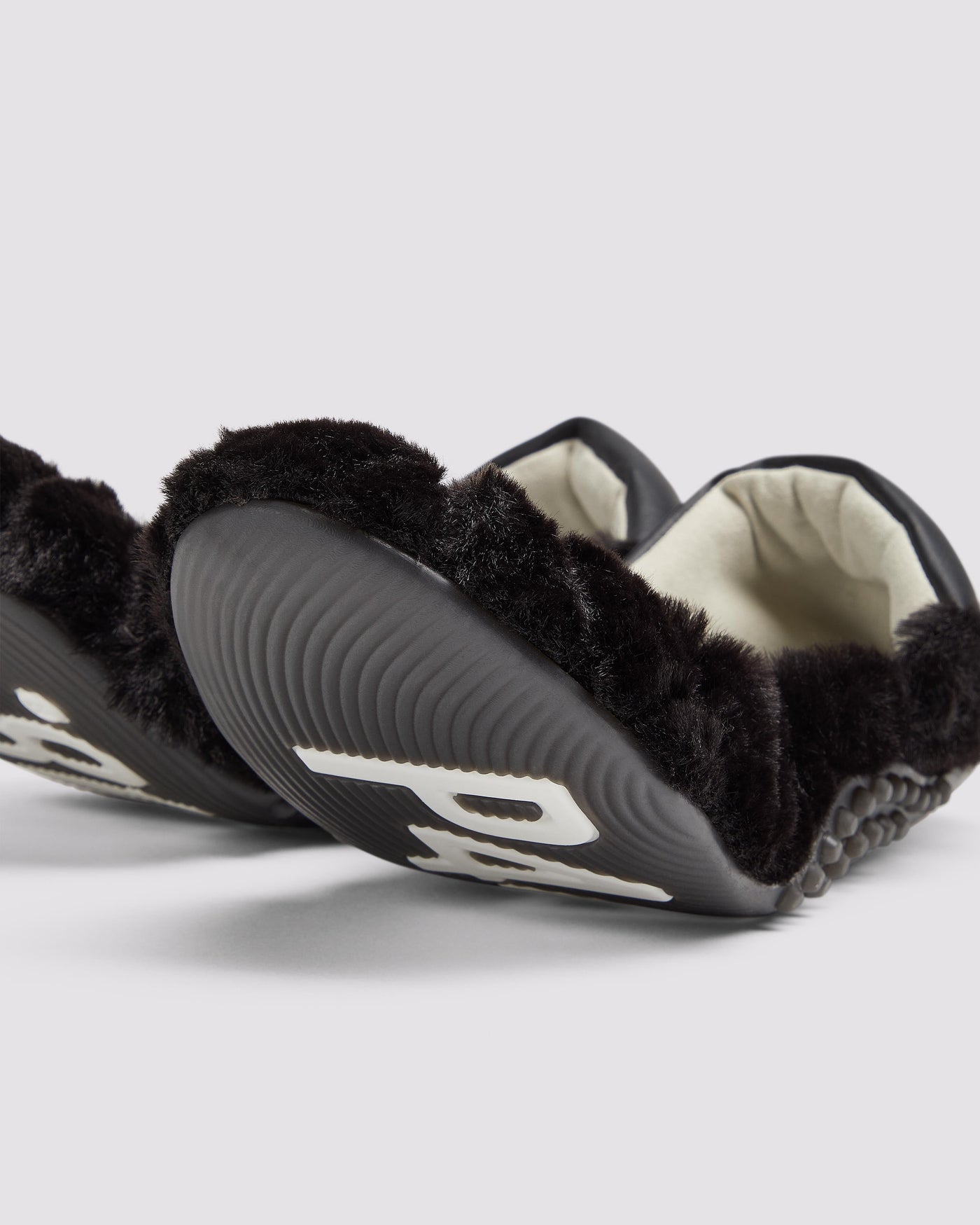 Stella Fur - Black