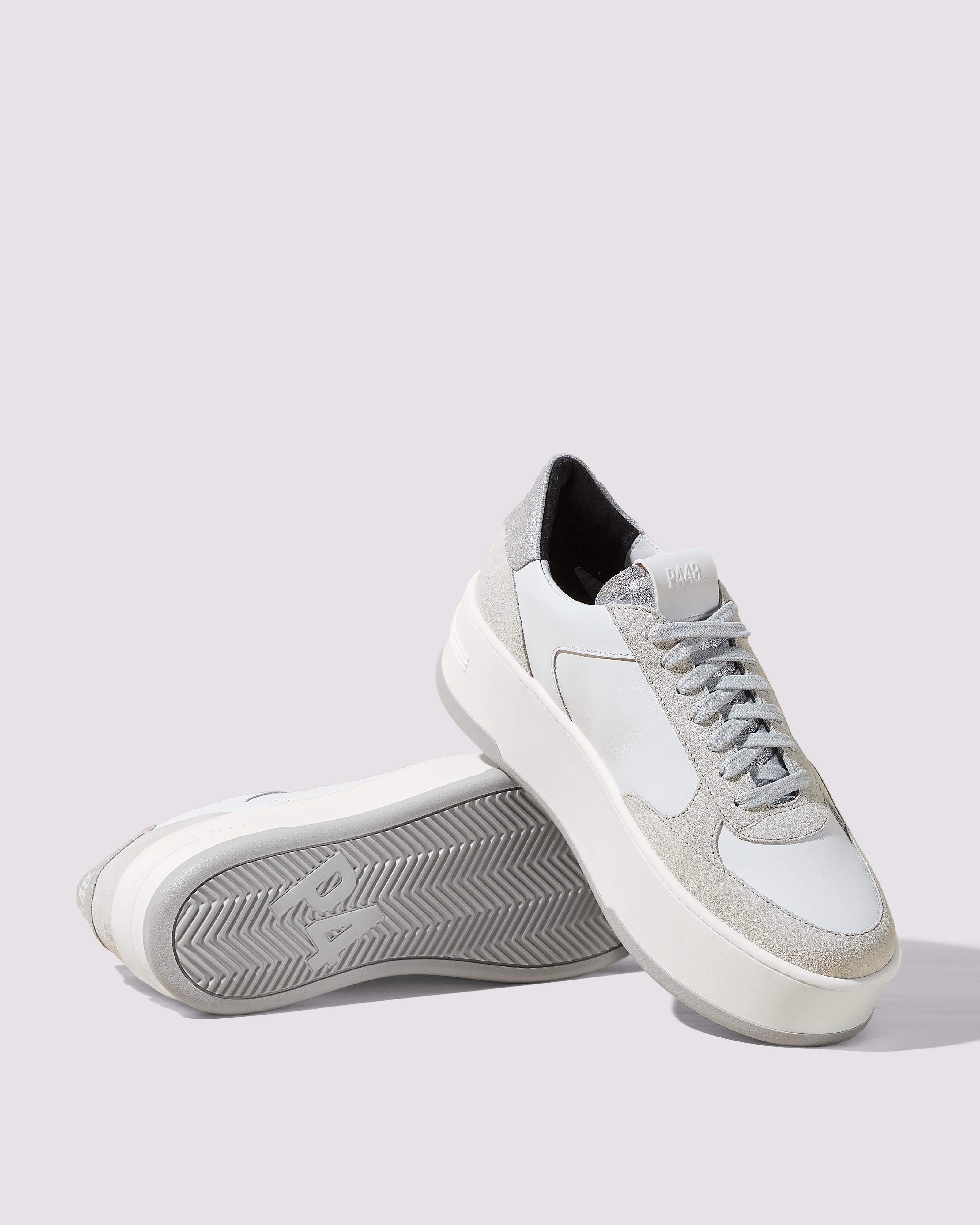 Empire White/Silver Sneaker – P448