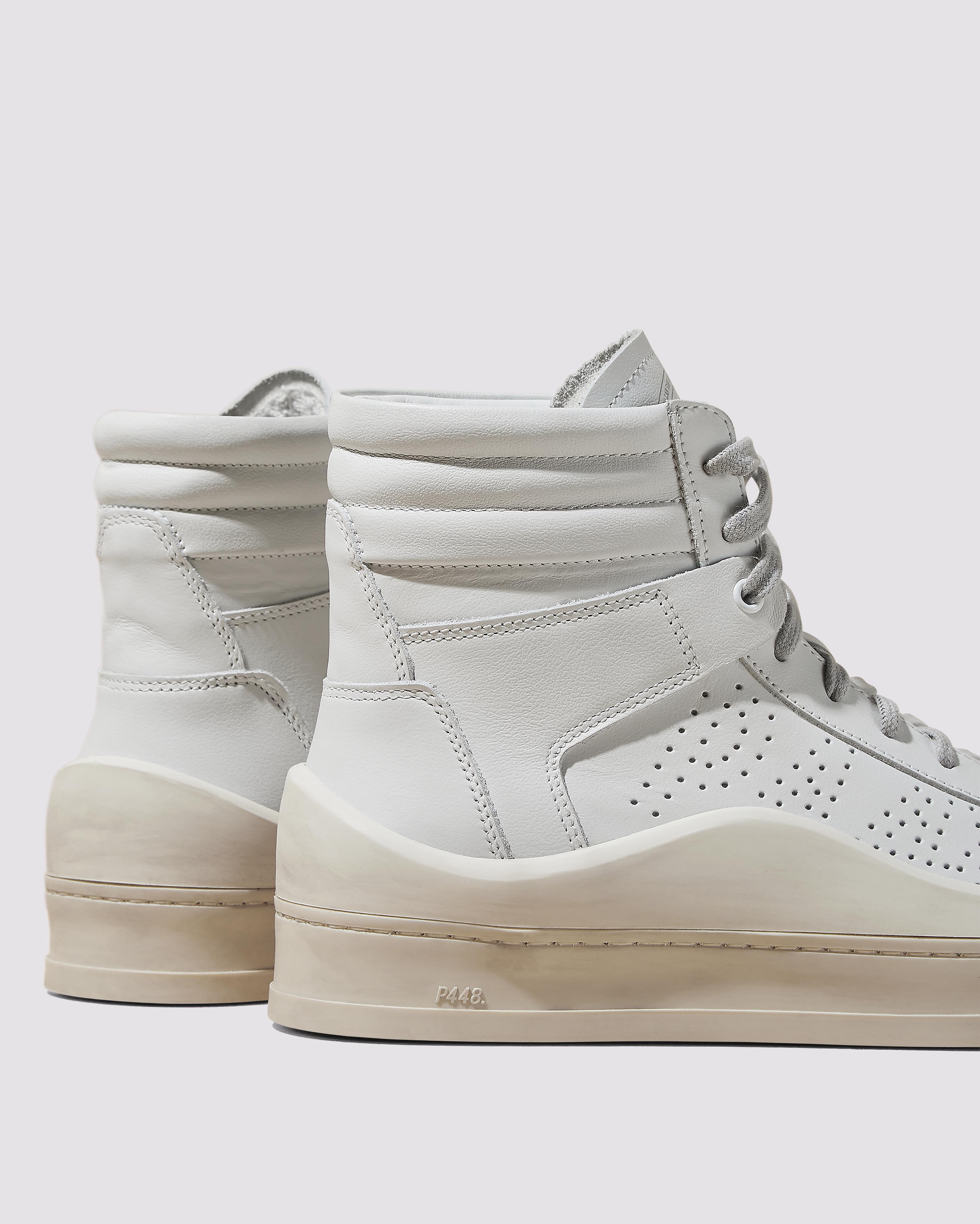 Rail All White Sneaker – P448